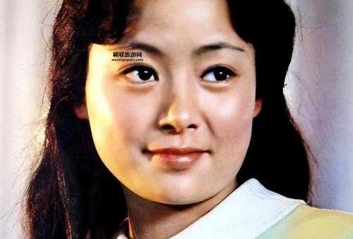 张瑜个人资料简介：从国民女神到导演的辉煌历程