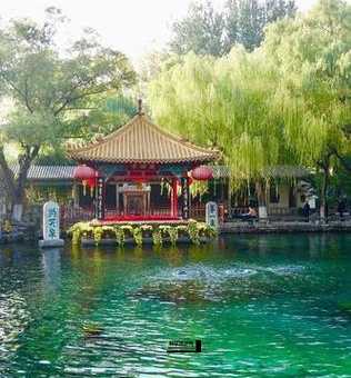 济南旅游指南：不可错过的十大必游景点