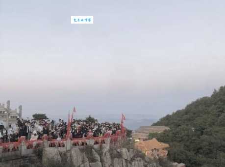 泰山旅游景点门票多少钱？去爬泰山要准备啥？