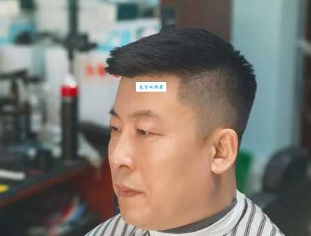 男士齐刘海短发怎么打理？理发师教你轻松搞定！
