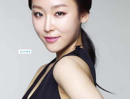 韩国女星徐玄振个人资料介绍：揭秘她不为人知的成长故事