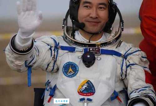 翟志刚个人资料简介，这位航天员的励志故事