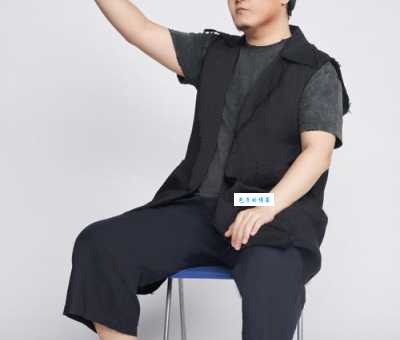 王建国：脱口秀演员的成长之路及个人资料详解