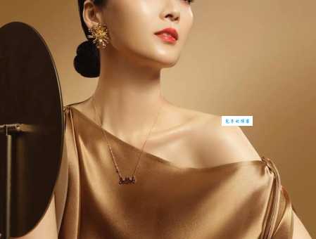 揭秘杨小曼：个人资料、歌曲、电影一网打尽