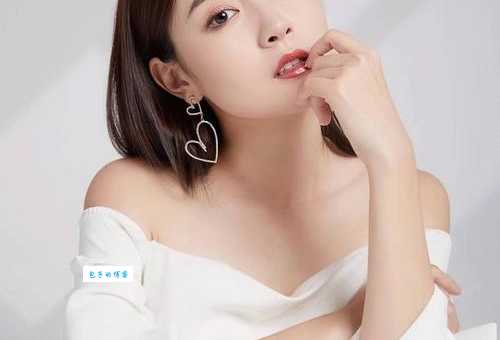 李蕴个人资料简介：香港歌手李蕴的详细个人信息
