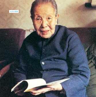 影响一代人的冰心，她的原名叫什么？谢婉莹！