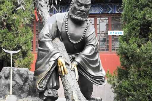 鲁智深在相国寺里干了什么揭秘这位花和尚的寺庙趣事