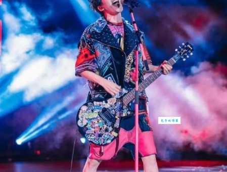 大张伟的音乐创作风格为何如此独特