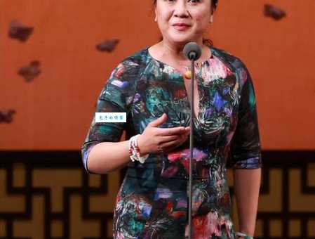 袁慧琴如何成为当代最杰出的老旦女演员