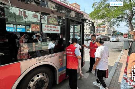 大连生活网便民服务 查公交找家政超方便