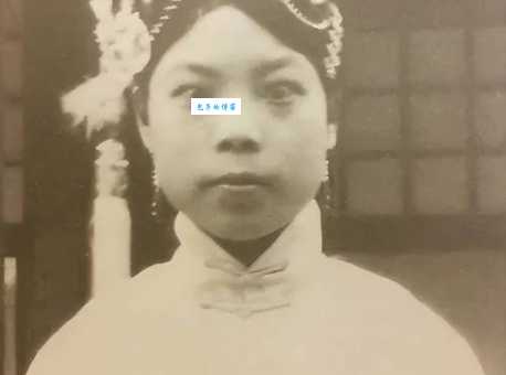 李淑贤个人资料及简介：她的生平事迹大揭秘！