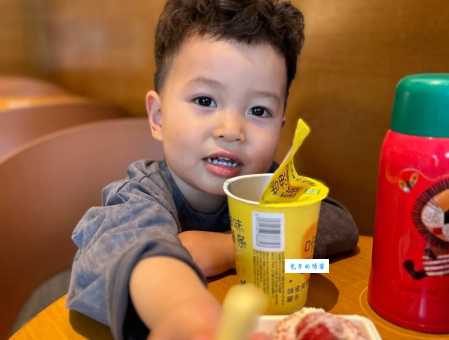 电视剧小儿难养剧情介绍:为什么这部剧能引起宝爸宝妈共鸣?