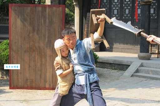 我的父亲是板凳剧情深度解读:隐藏的细节有哪些?