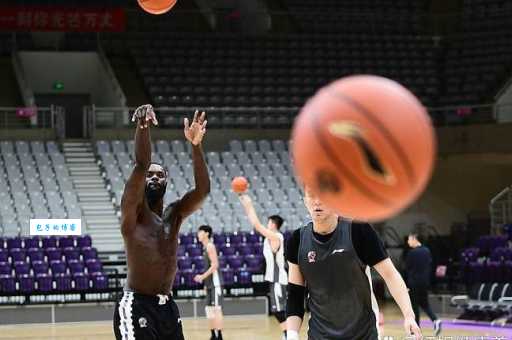 nba半场休息多久时间？中场休息这段时间你在做什么？