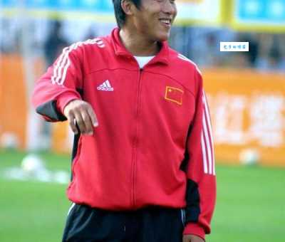 张恩华个人简历分享（重温国足铁闸的赛场光辉瞬间）