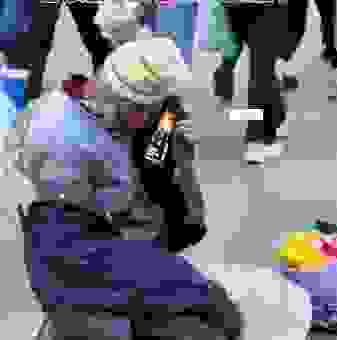 街头常见行乞是什么意思?我们应该如何正确看待