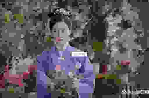 锦心似玉里秦姨娘的真实身份，为何惹人猜测不已？